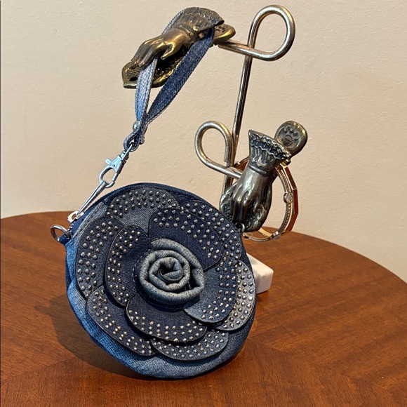 Denim rose petal & rivets round wristlet Crossbody bag pouch dark/faded NWOT - Picture 1 of 10